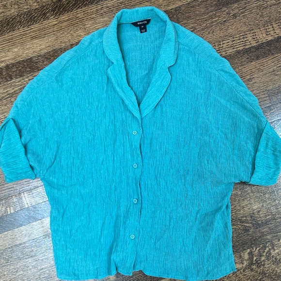 Women’s Vintage Blouse - Picture 1 of 3